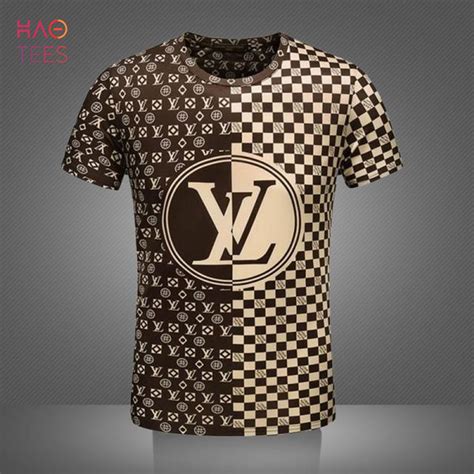 louis vuitton selling t shirts.